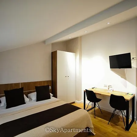 Sky Apartmán Tirana