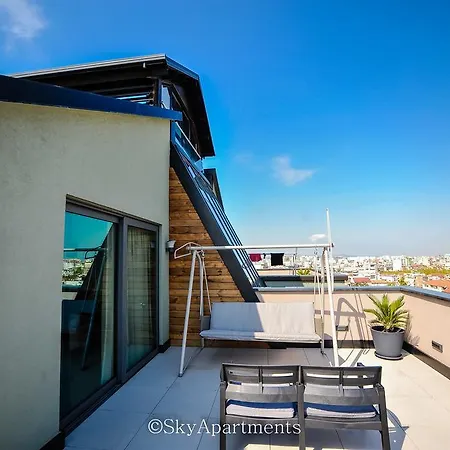 Sky Apartment *