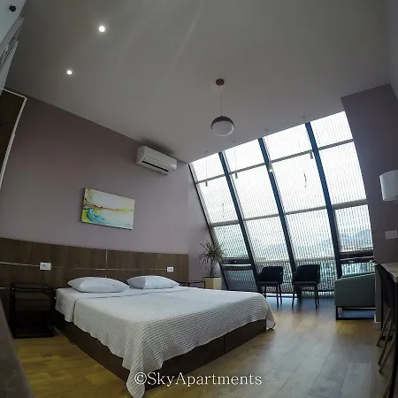 Sky Apartamento Tirana